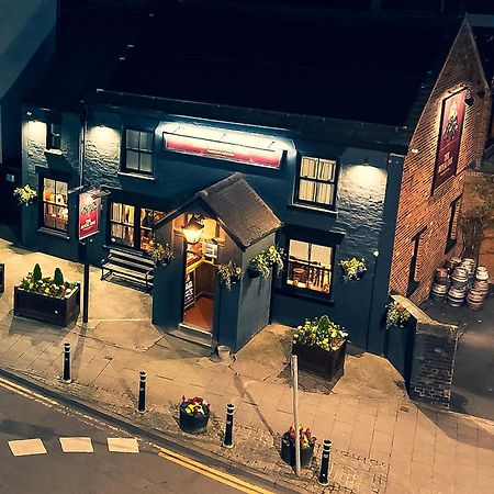 Hotel The Royal Oak Biddulph  Esterno foto