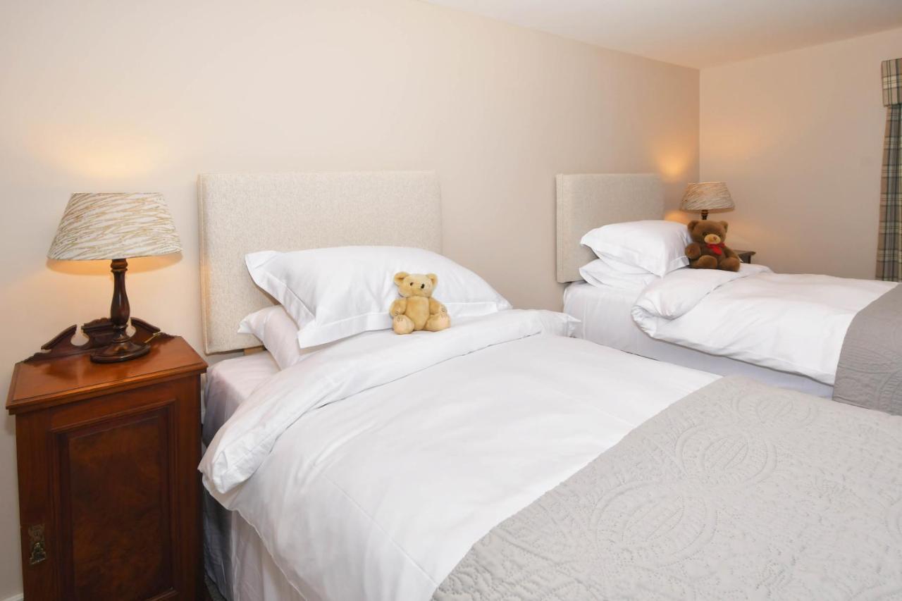Hotel The Royal Oak Biddulph  Esterno foto